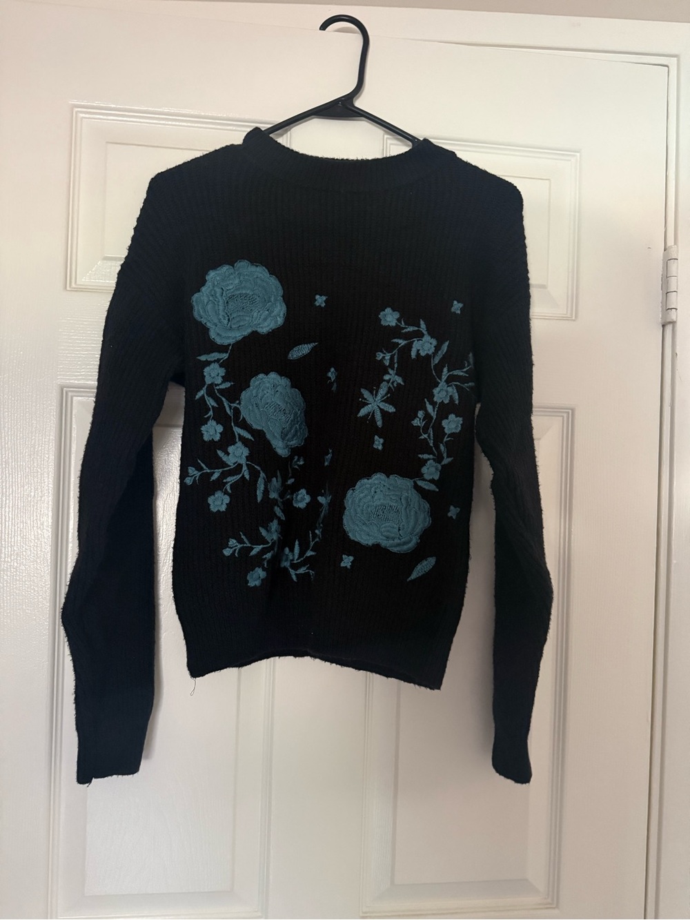 Who What Wear Black Crewneck Sweater with Blue Floral Embroidery